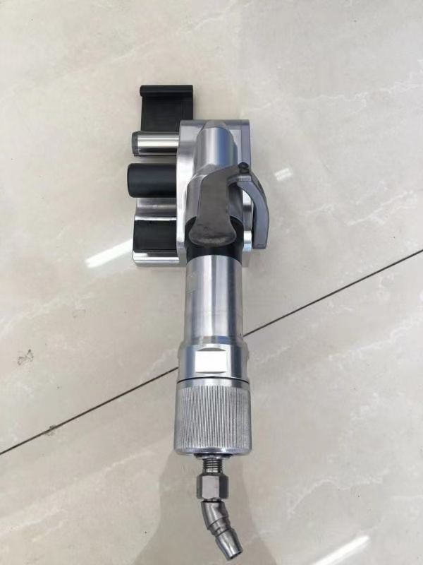 气动纤维带拉紧器涡轮轴