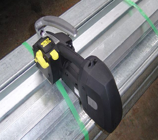 台湾PET/PP带通用捆扎打包机